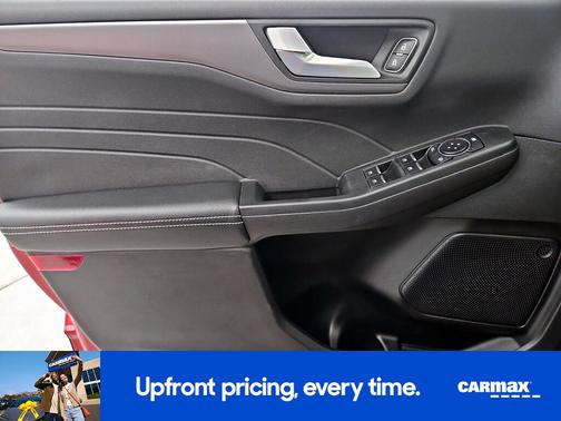 Burgundy 2025 Ford Escape PHEV