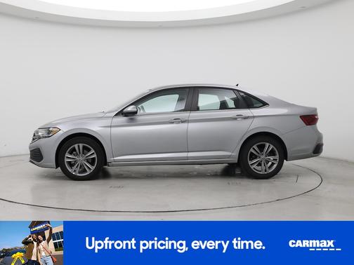 Silver 2023 Volkswagen Jetta SE