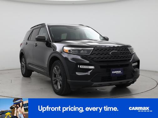 Black 2021 Ford Explorer XLT
