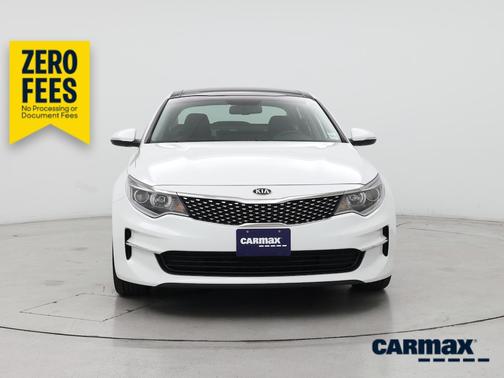 White 2018 Kia Optima EX