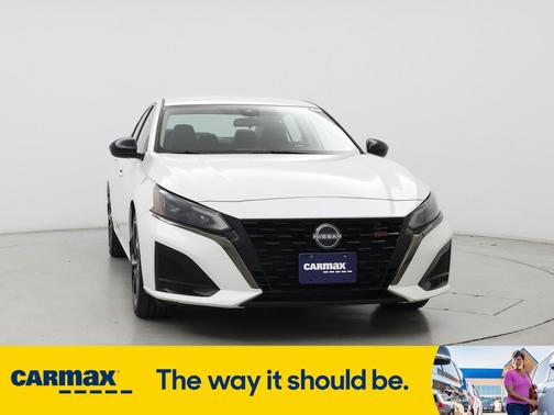 2023 Nissan Altima SR