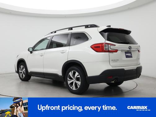 White 2023 Subaru Ascent Premium