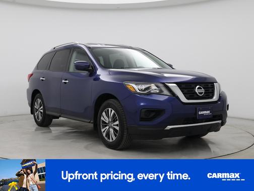 2019 Nissan Pathfinder SV