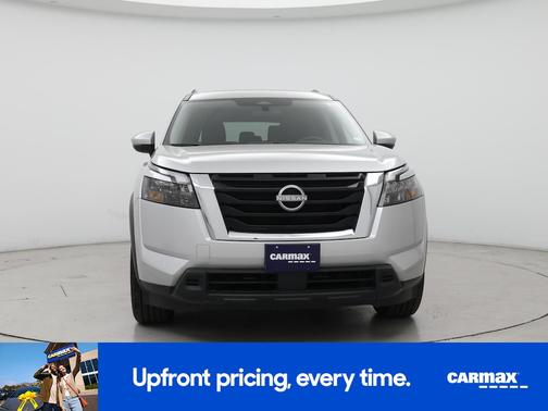 Silver 2025 Nissan Pathfinder SV