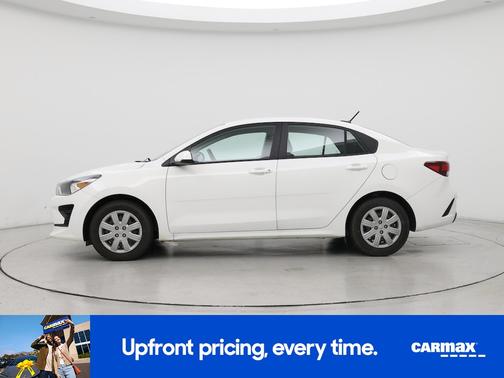 White 2022 Kia Rio LX