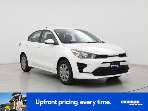 White 2022 Kia Rio LX