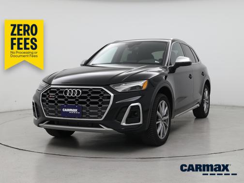 Gray 2021 Audi SQ5 Premium