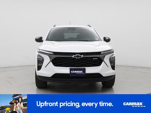White 2024 Chevrolet Trax 2RS