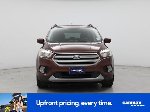 Red 2018 Ford Escape SE