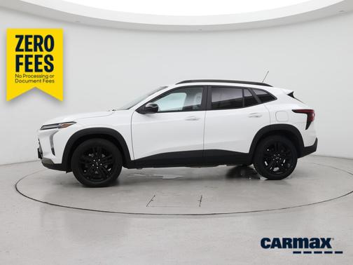 White 2024 Chevrolet Trax Activ