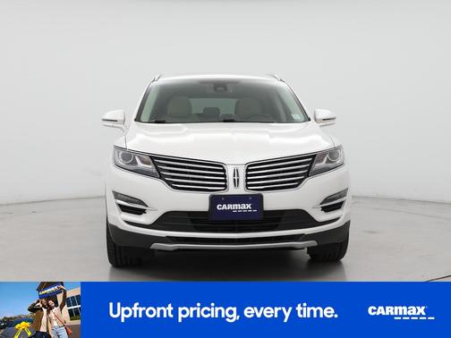 White 2017 Lincoln MKC Reserve