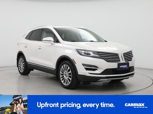 White 2017 Lincoln MKC Reserve