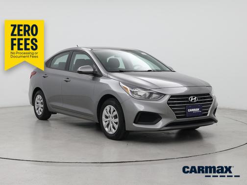 Silver 2022 Hyundai Accent SE