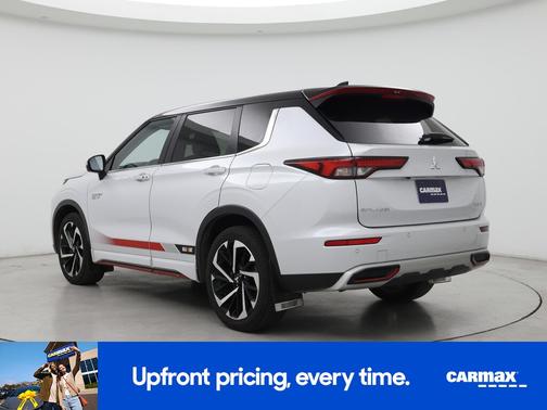 White 2023 Mitsubishi Outlander PHEV Ralliart