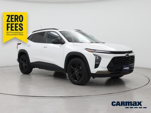 White 2024 Chevrolet Trax Activ