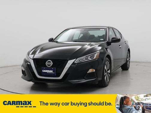 2022 Nissan Altima SV