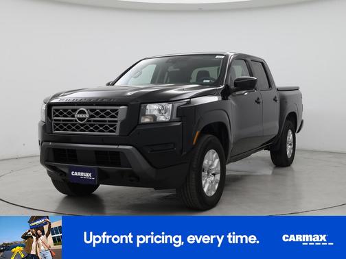 Black 2023 Nissan Frontier SV