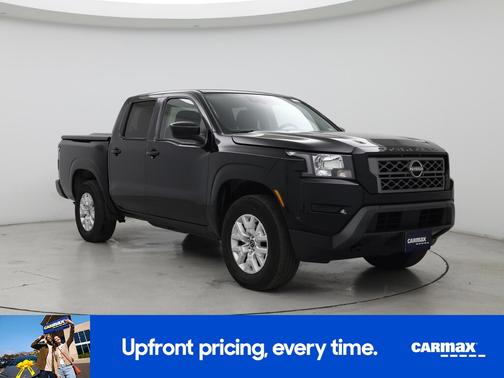 Black 2023 Nissan Frontier SV