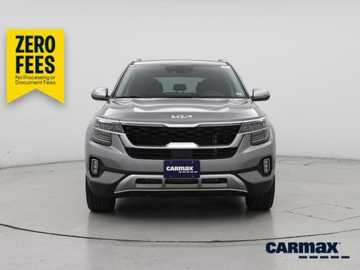 Gray 2023 Kia Seltos SX