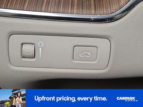 2021 Volvo XC60 T5 Momentum