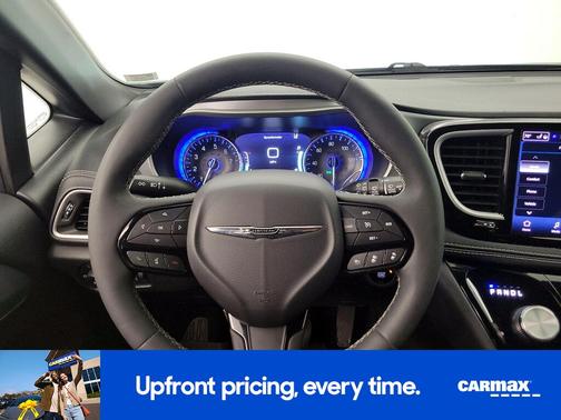 2023 Chrysler Pacifica Touring