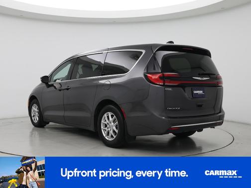 2023 Chrysler Pacifica Touring