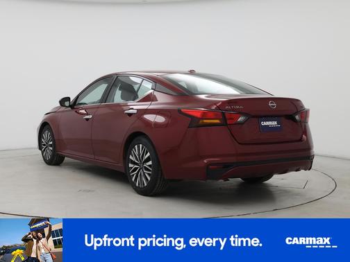 2024 Nissan Altima SV