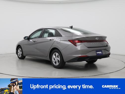 2021 Hyundai ELANTRA SE