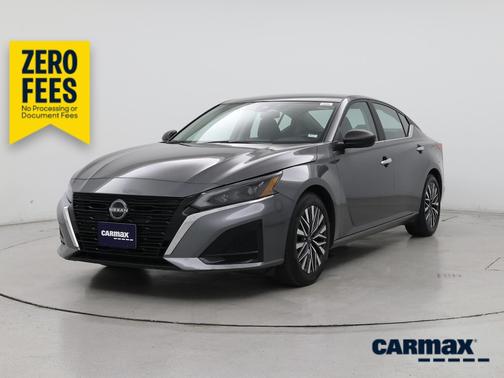 Silver 2025 Nissan Altima SV