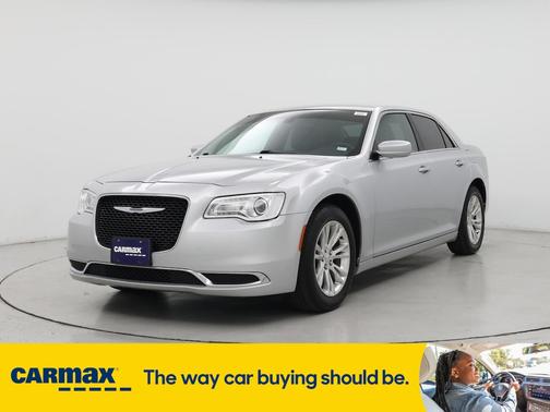2020 Chrysler 300 Touring L