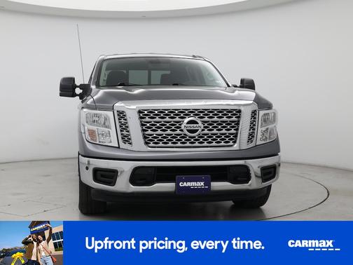 Gray 2018 Nissan Titan SV