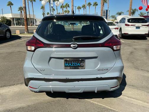 2023 Nissan Kicks SV