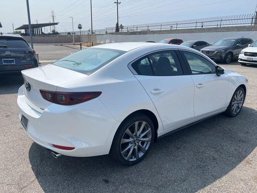 2025 Mazda Mazda3 FWD w/Preferred Package
