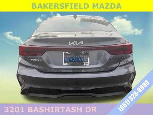 Gravity Gray 2024 Kia Forte LXS