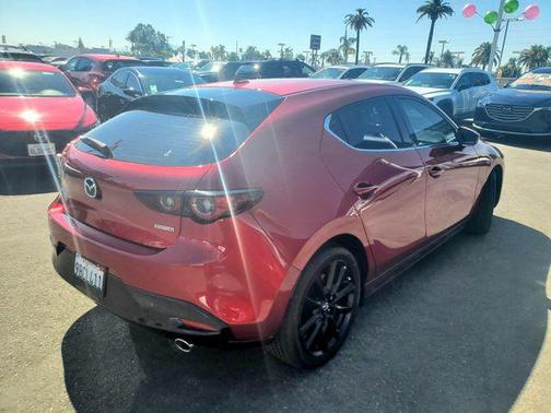 2022 Mazda Mazda3 AWD w/Premium Package