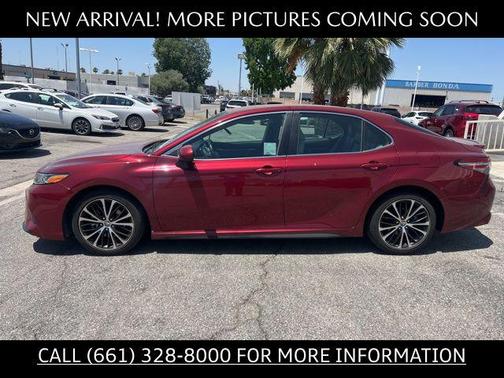 2018 Toyota Camry SE