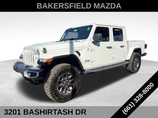 Bright White Clearcoat 2021 Jeep Gladiator Overland
