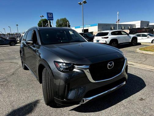 2025 Mazda CX-90 PHEV Premium Plus