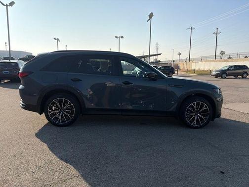 2025 Mazda CX-70 PHEV Premium Plus