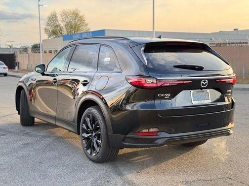 2025 Mazda CX-90 PHEV Premium Plus
