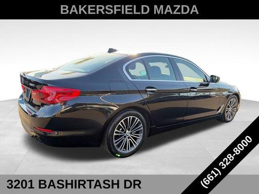 Black Sapphire Metallic 2018 BMW 530 i
