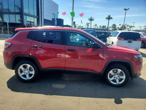2023 Jeep Compass Sport