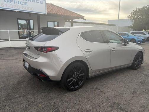 2022 Mazda Mazda3 AWD w/Premium Package