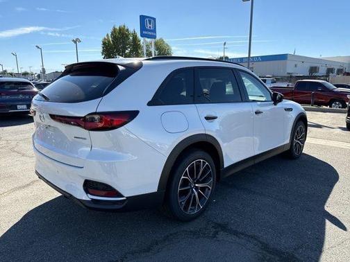 2025 Mazda CX-70 PHEV Premium