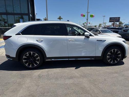 2024 Mazda CX-90 PHEV Premium