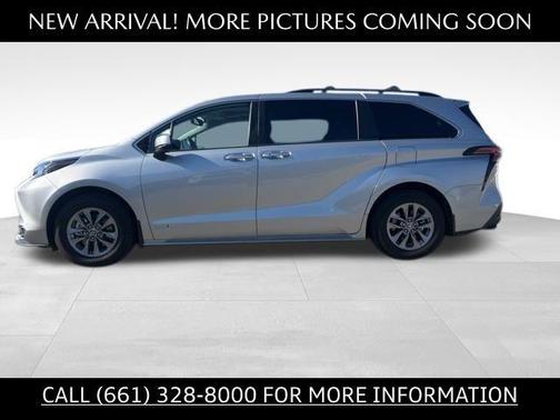 2021 Toyota Sienna XLE 8 Passenger