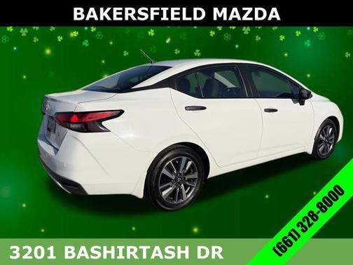 Fresh Powder 2024 Nissan Versa 1.6 S