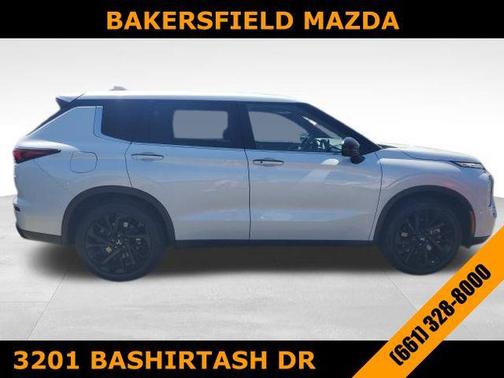 2023 Mitsubishi Outlander SE Black Edition