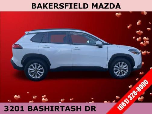 2024 Toyota Corolla Cross LE