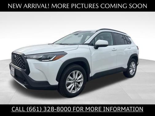 2024 Toyota Corolla Cross LE